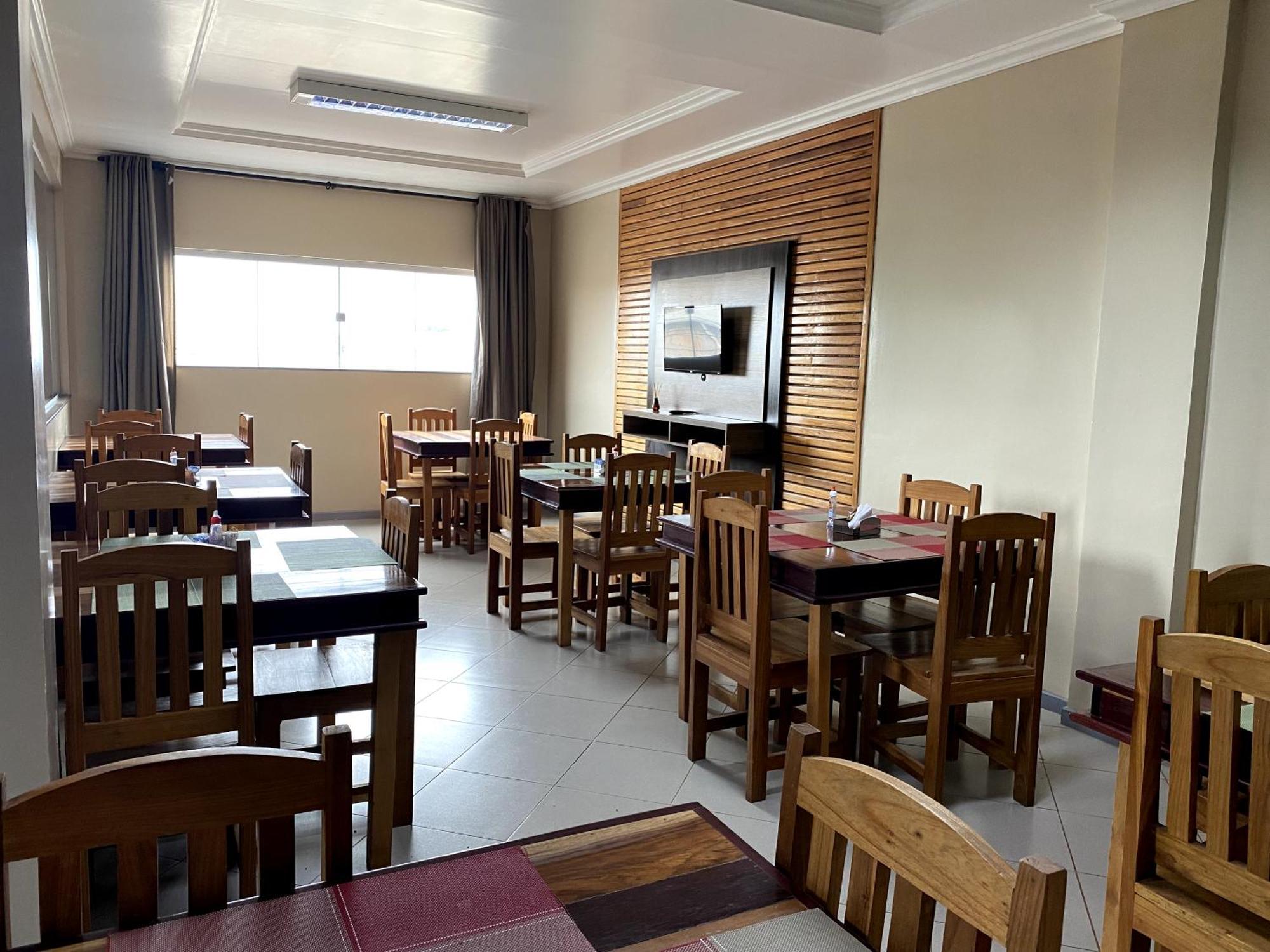 Danny'S Hotel Tailandia Buitenkant foto