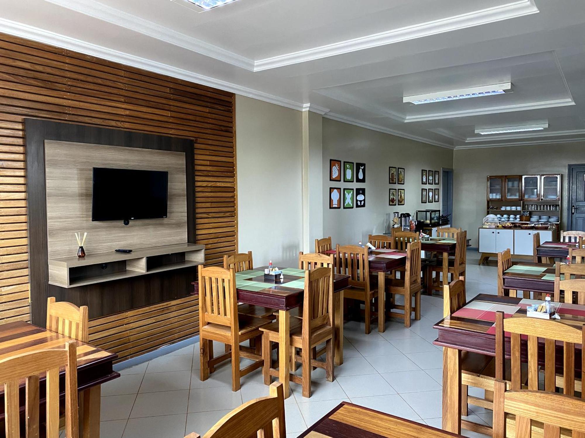 Danny'S Hotel Tailandia Buitenkant foto