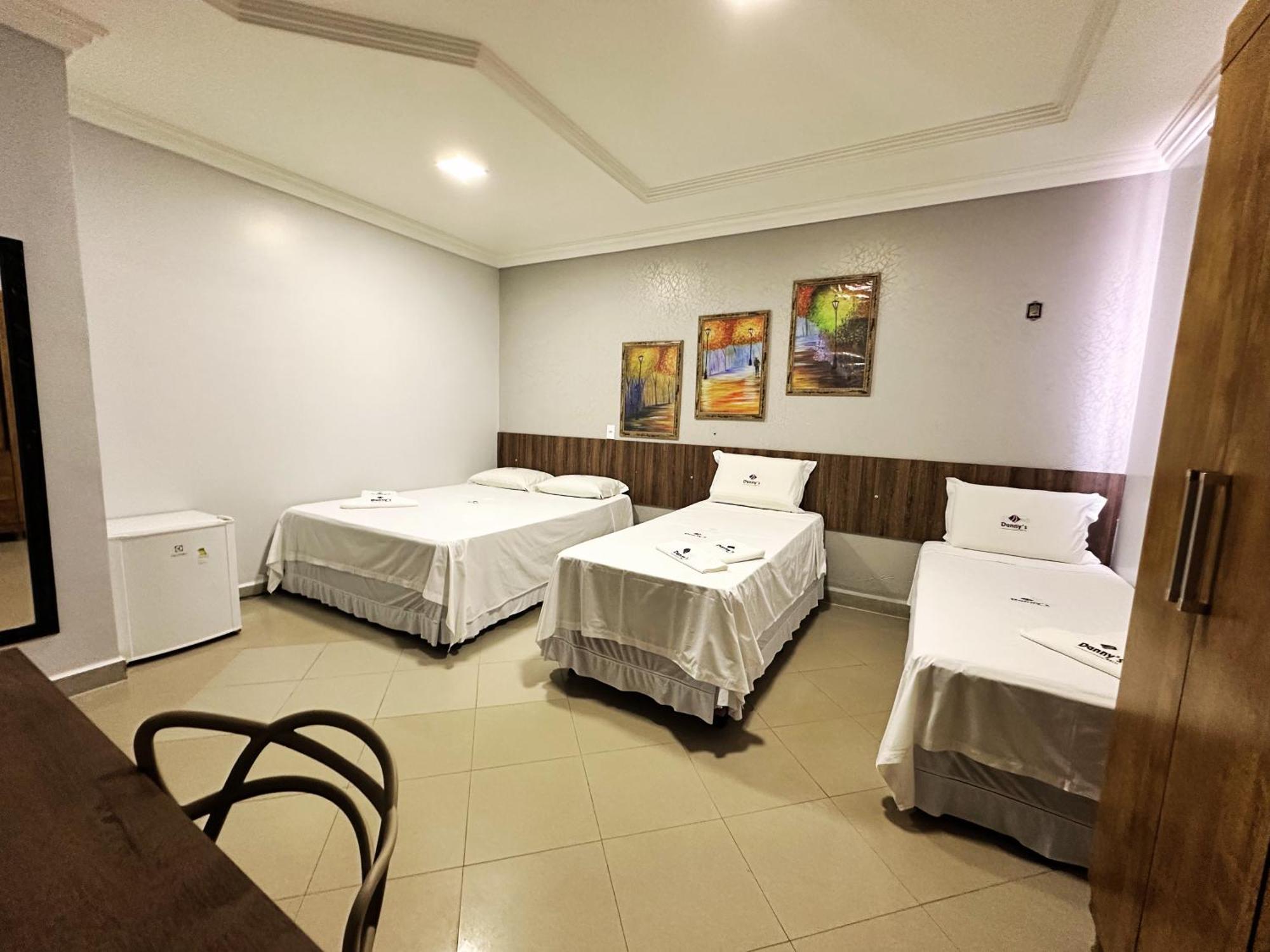 Danny'S Hotel Tailandia Buitenkant foto