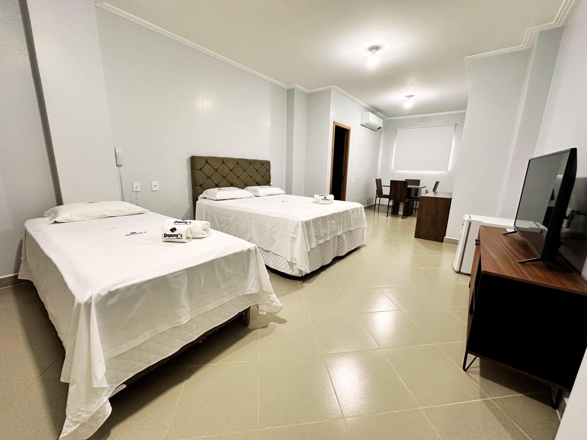 Danny'S Hotel Tailandia Buitenkant foto